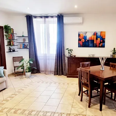 Domvs Avgvsta - Accogliente Appartement
